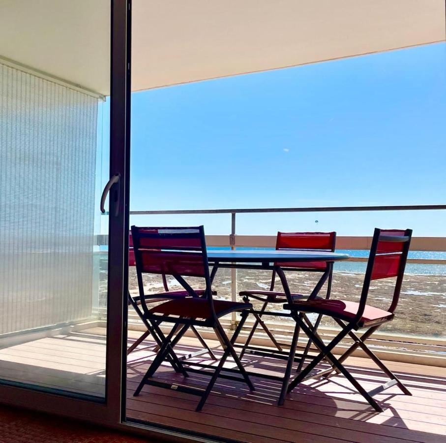פורנישי Large Studio Direct Access To The Beach מראה חיצוני תמונה