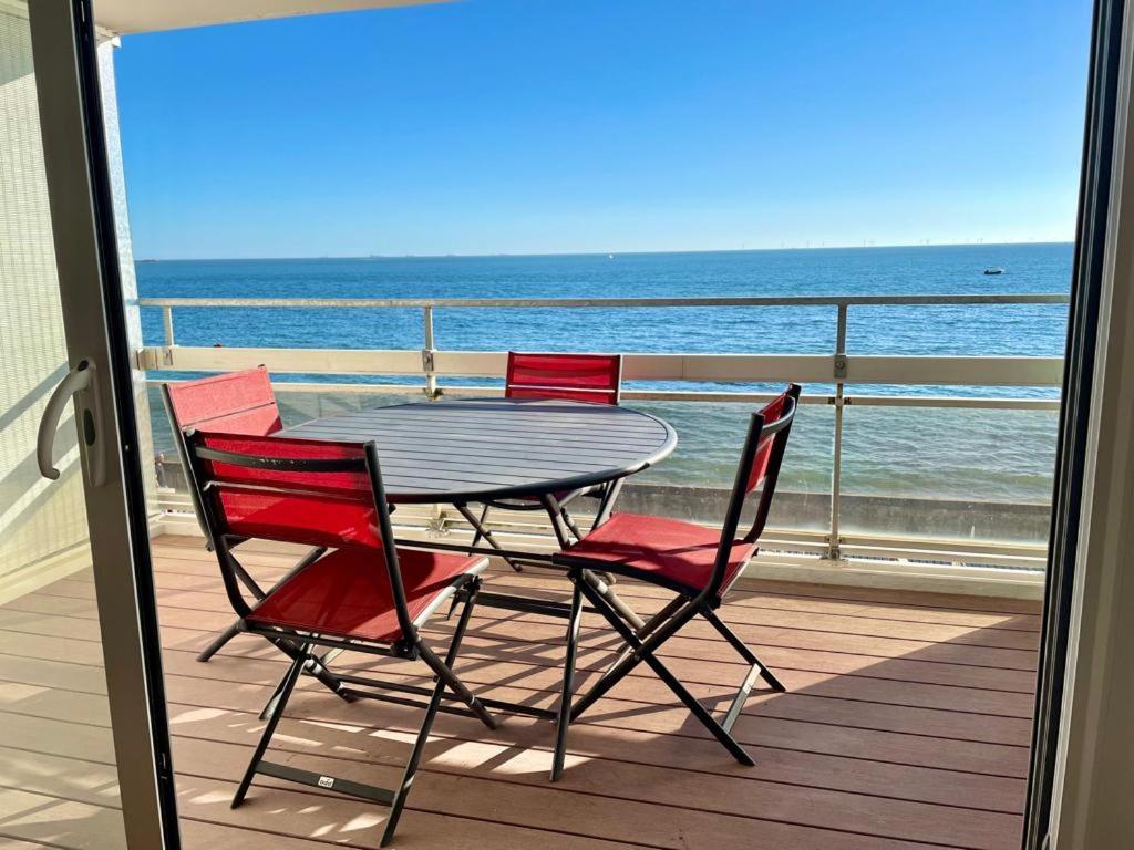 פורנישי Large Studio Direct Access To The Beach מראה חיצוני תמונה
